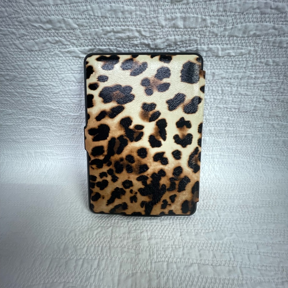 Finite Kindle Paperwhite SmartShell Case